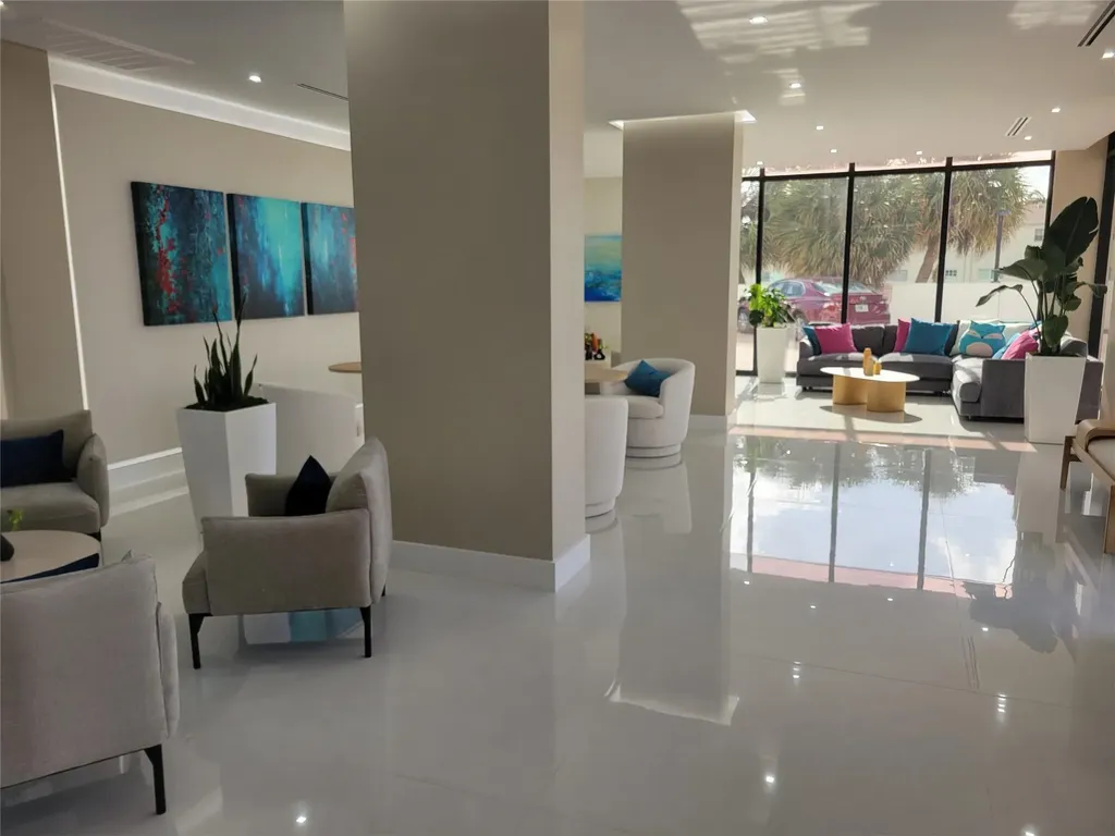 2401 S Ocean Drive Hollywood FL 33019