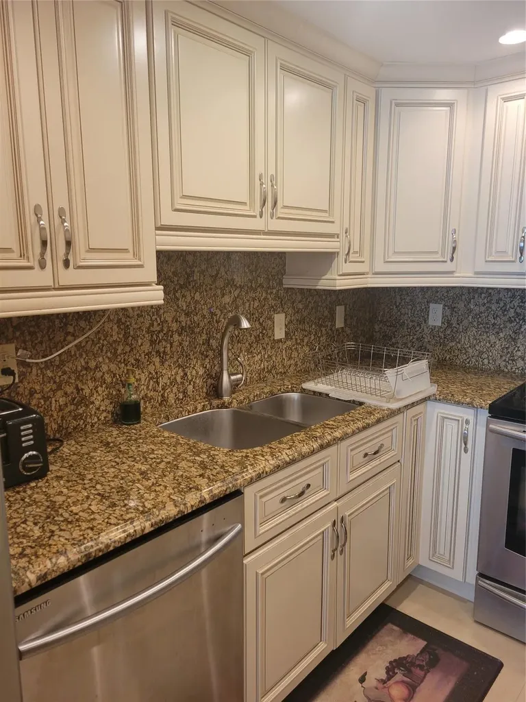 2401 S Ocean Drive Hollywood FL 33019