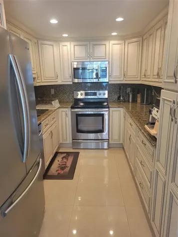 2401 S Ocean Drive Hollywood FL 33019