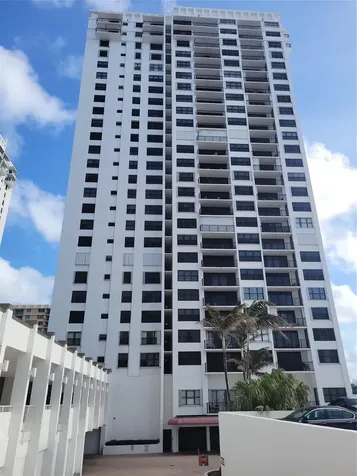 2401 S Ocean Drive Hollywood FL 33019