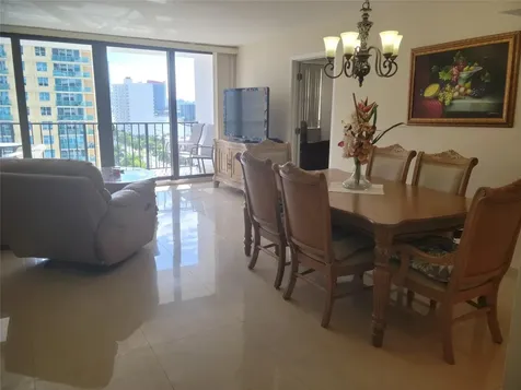 2401 S Ocean Drive Hollywood FL 33019