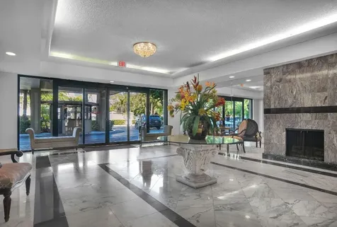 800 NE 195th Street Miami FL 33179