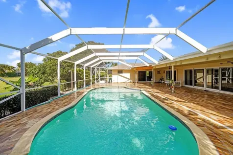 6207 Royal Poinciana Lane Tamarac FL 33319