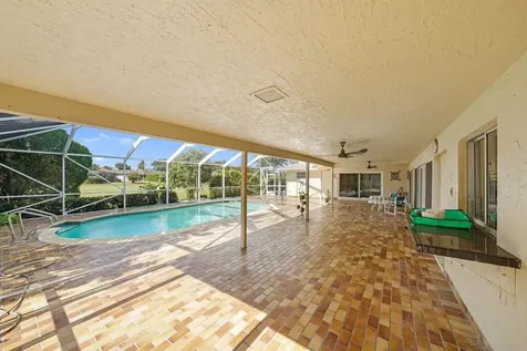 6207 Royal Poinciana Lane Tamarac FL 33319