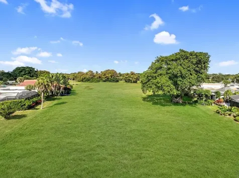 6207 Royal Poinciana Lane Tamarac FL 33319