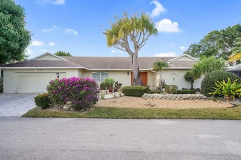 6207 Royal Poinciana Lane Tamarac FL 33319