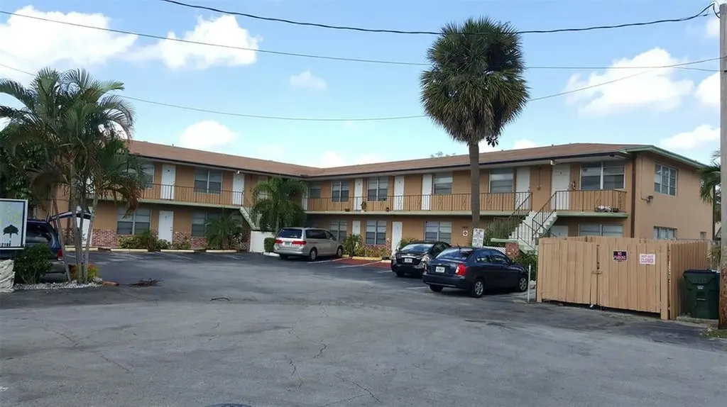 1401 NE 57th Place Fort Lauderdale FL 33334