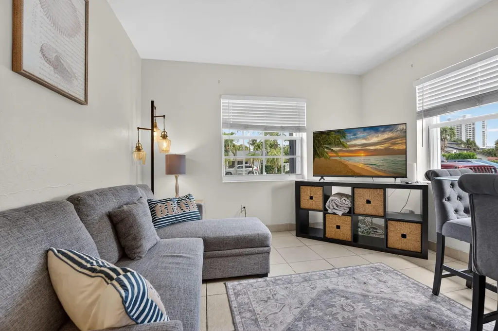 1932 NE 7th Street Deerfield Beach FL 33441