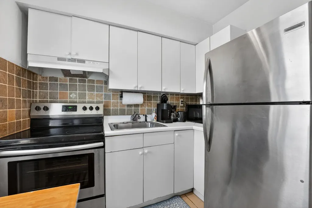 1932 NE 7th Street Deerfield Beach FL 33441