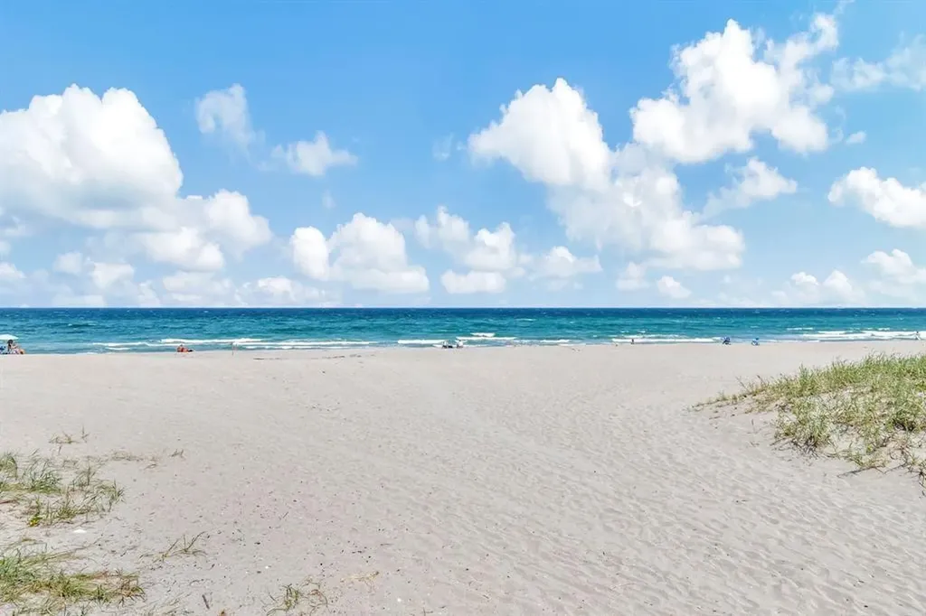1932 NE 7th Street Deerfield Beach FL 33441