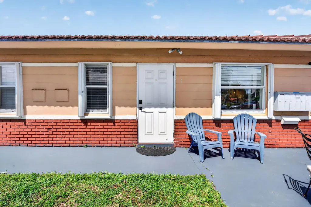 1932 NE 7th Street Deerfield Beach FL 33441