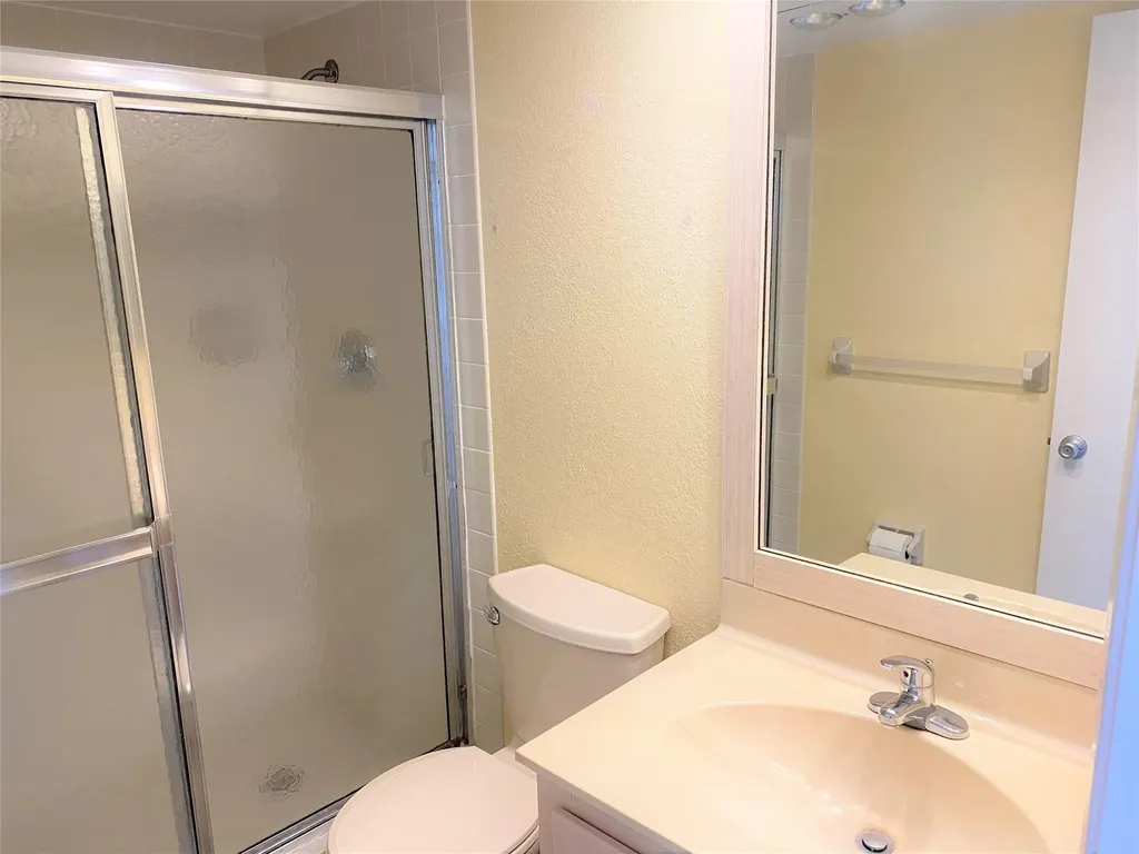 3510 Oaks Way Pompano Beach FL 33069