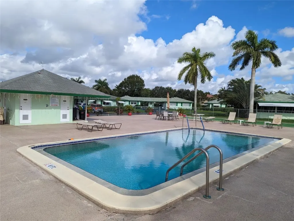 850 Meadowlark Lane Delray Beach FL 33445