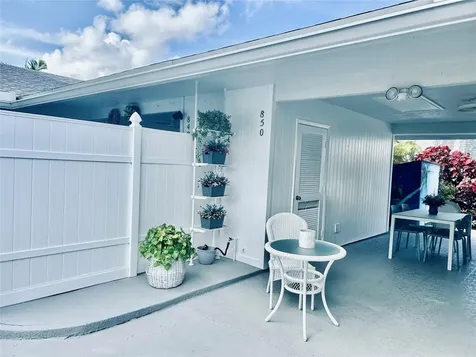 850 Meadowlark Lane Delray Beach FL 33445