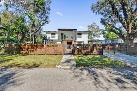 701 NE 164th Street Miami FL 33162