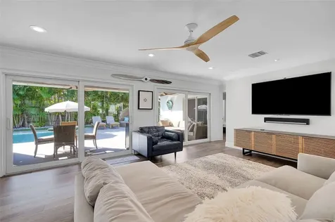 872 Appleby Street Boca Raton FL 33487