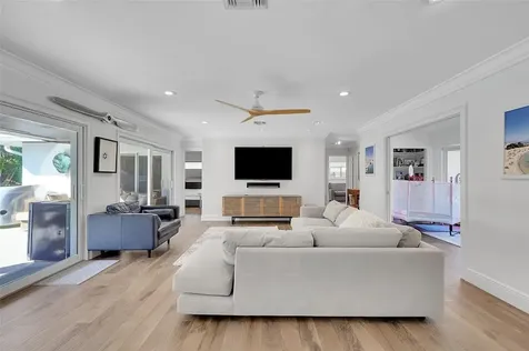 872 Appleby Street Boca Raton FL 33487