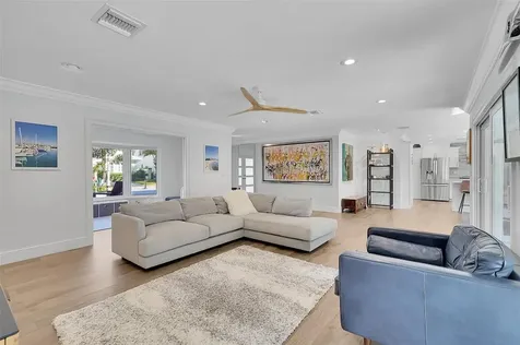 872 Appleby Street Boca Raton FL 33487