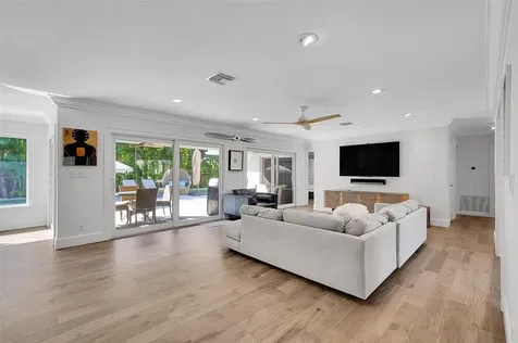 872 Appleby Street Boca Raton FL 33487