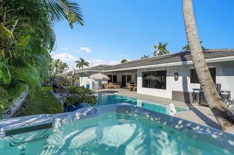 872 Appleby Street Boca Raton FL 33487