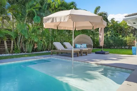 872 Appleby Street Boca Raton FL 33487