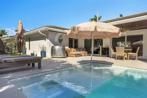 872 Appleby Street Boca Raton FL 33487