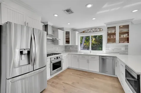 872 Appleby Street Boca Raton FL 33487