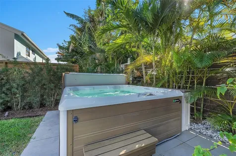 872 Appleby Street Boca Raton FL 33487