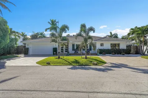 872 Appleby Street Boca Raton FL 33487