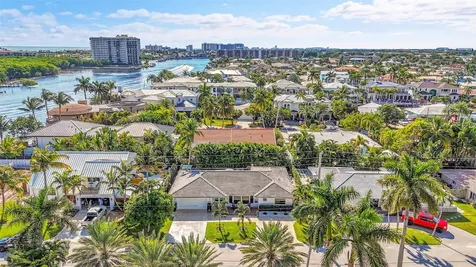 872 Appleby Street Boca Raton FL 33487