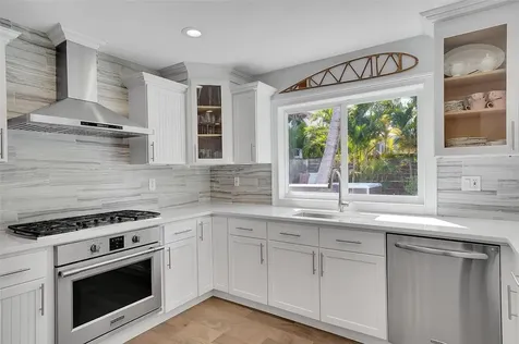 872 Appleby Street Boca Raton FL 33487