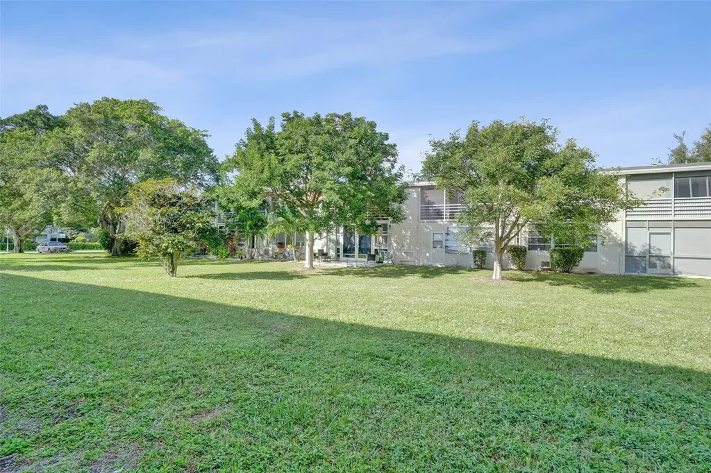 91 Tilford Deerfield Beach FL 33442