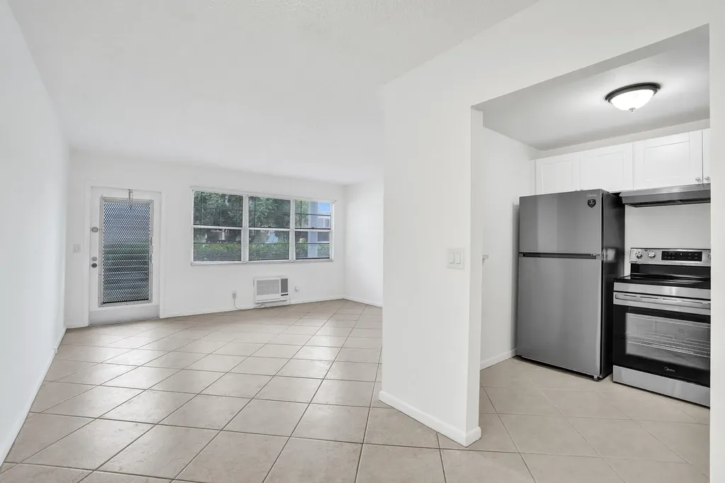 91 Tilford Deerfield Beach FL 33442