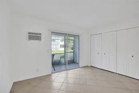 91 Tilford Deerfield Beach FL 33442