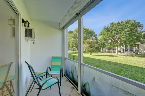 91 Tilford Deerfield Beach FL 33442