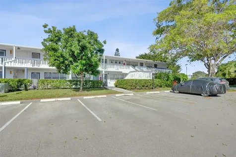 91 Tilford Deerfield Beach FL 33442