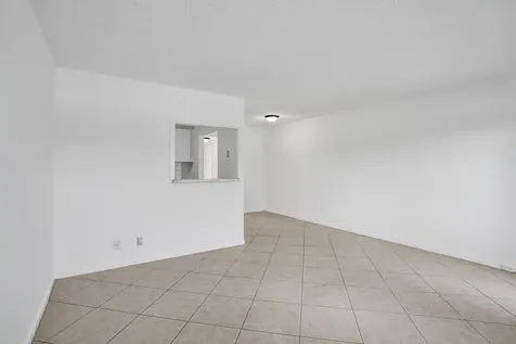 91 Tilford Deerfield Beach FL 33442