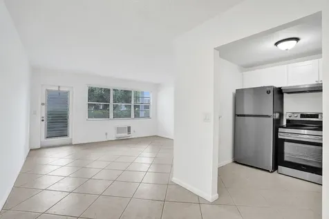 91 Tilford Deerfield Beach FL 33442