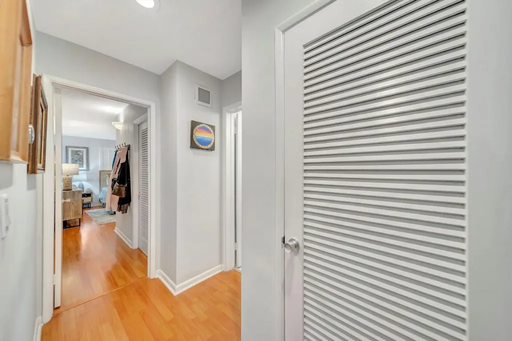 2611 NE 53rd Street Lighthouse Point FL 33064