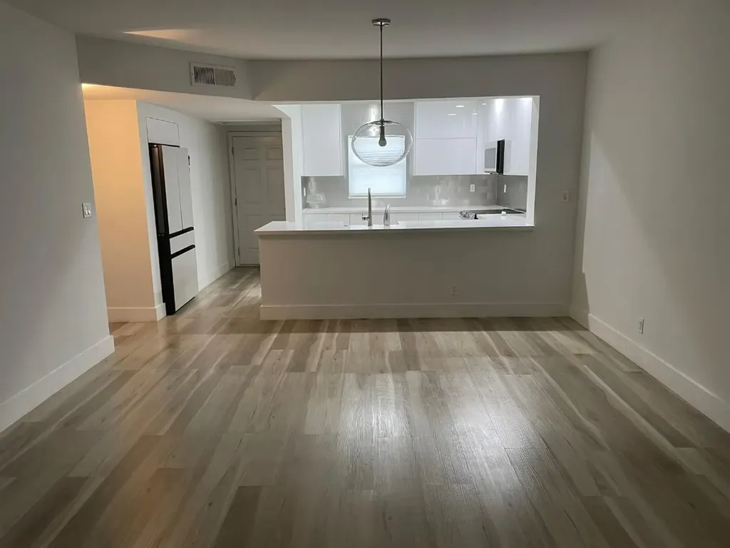 250 NE 20th Street Boca Raton FL 33431