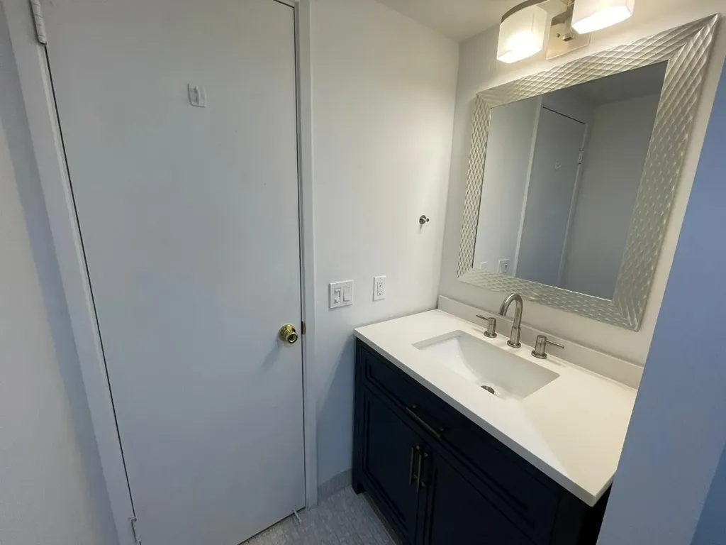 250 NE 20th Street Boca Raton FL 33431
