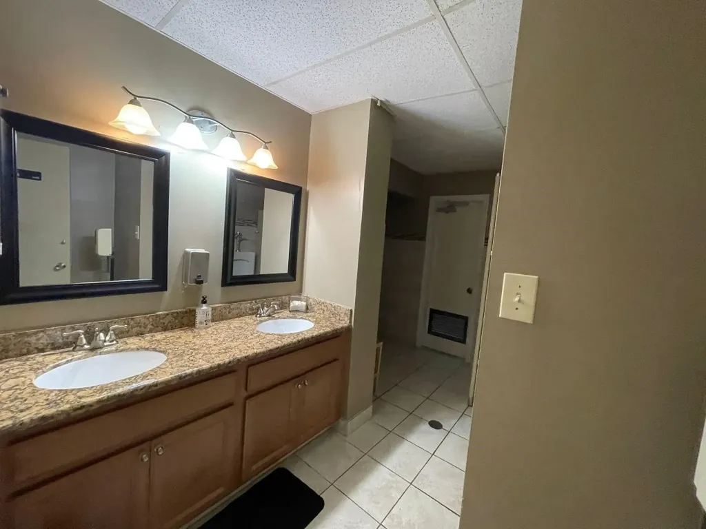 250 NE 20th Street Boca Raton FL 33431