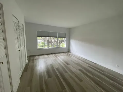 250 NE 20th Street Boca Raton FL 33431