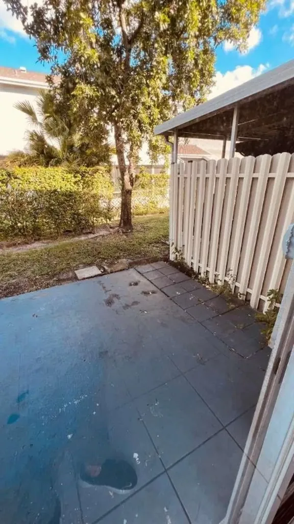4735 SW 14th Street Deerfield Beach FL 33442