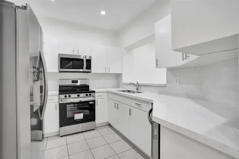 1003 NW 100th Avenue Pembroke Pines FL 33024