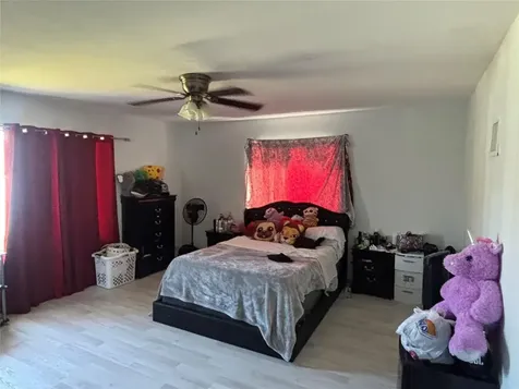 935 NE 33rd Street Oakland Park FL 33334