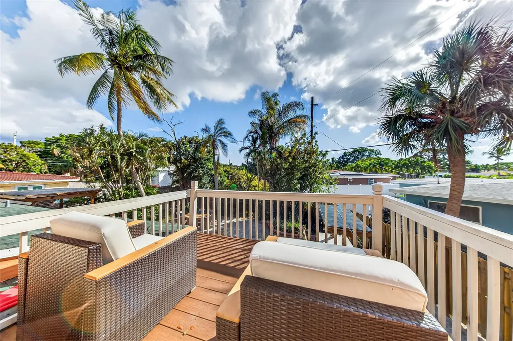 40 SW 9th Court Pompano Beach FL 33060