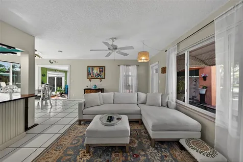 40 SW 9th Court Pompano Beach FL 33060