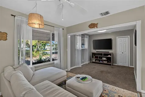 40 SW 9th Court Pompano Beach FL 33060