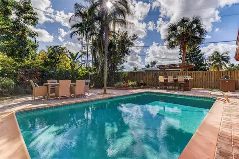 40 SW 9th Court Pompano Beach FL 33060